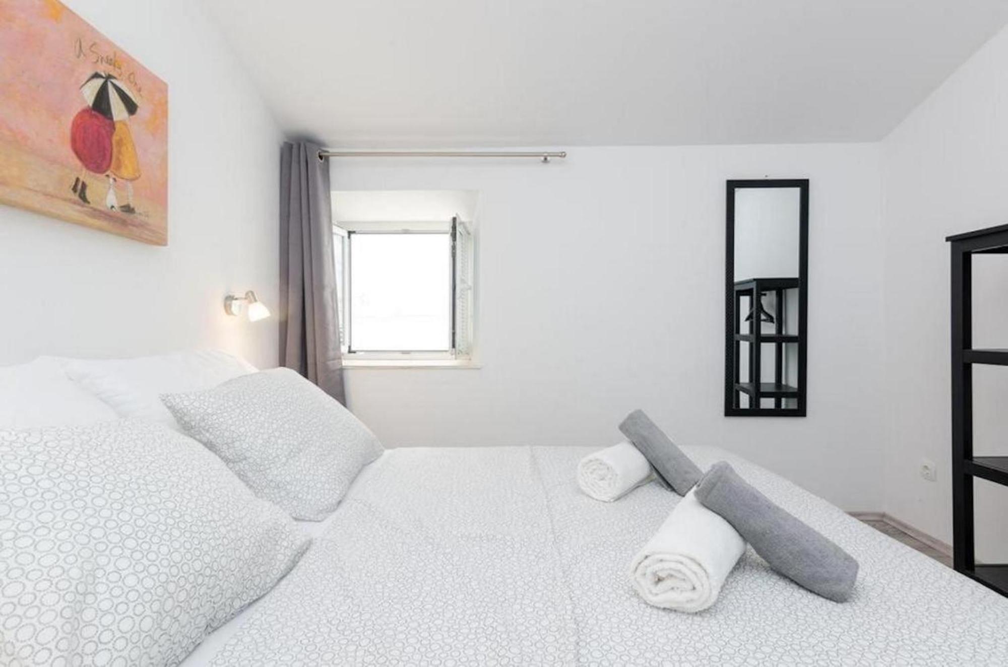 Apartment Mo-Mo ดูบรอฟนิก ภายนอก รูปภาพ